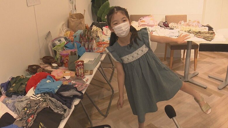 「ゴミだらけになると地球なくなっちゃう」7歳女の子が1日限定リサイクル店　売上の2万5千円は子ども食堂に｜FNNプライムオンライン