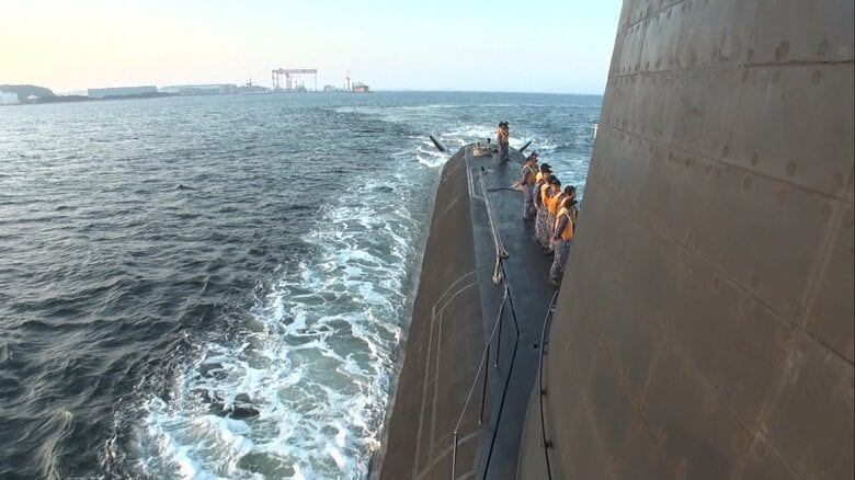 “原子力潜水艦”導入論の行方　高コストや静音性・運用など課題山積　現行の海自潜水艦内を取材…その実態は｜FNNプライムオンライン
