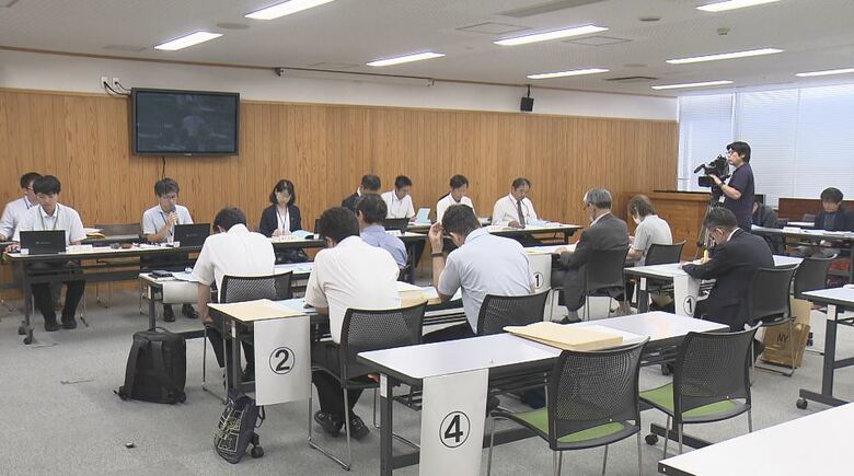 長野県知事選　立候補手続き説明会に3派が出席　現職の阿部知事、元参院議員の武田良介さんの他に1陣営　7月23日告示、8月9日投開票｜FNNプライムオンライン