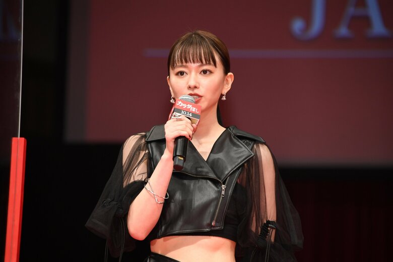 山本舞香さん