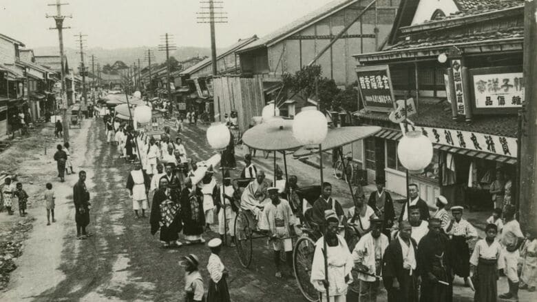 金沢で創業した福音館書店（写真右）提供：福音館書店