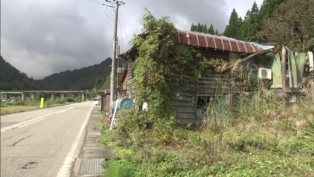 特別豪雪地帯の只見町　雪の重みで倒壊するおそれも