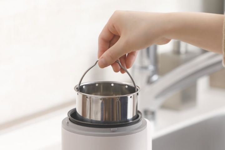 （出典：エレコム）