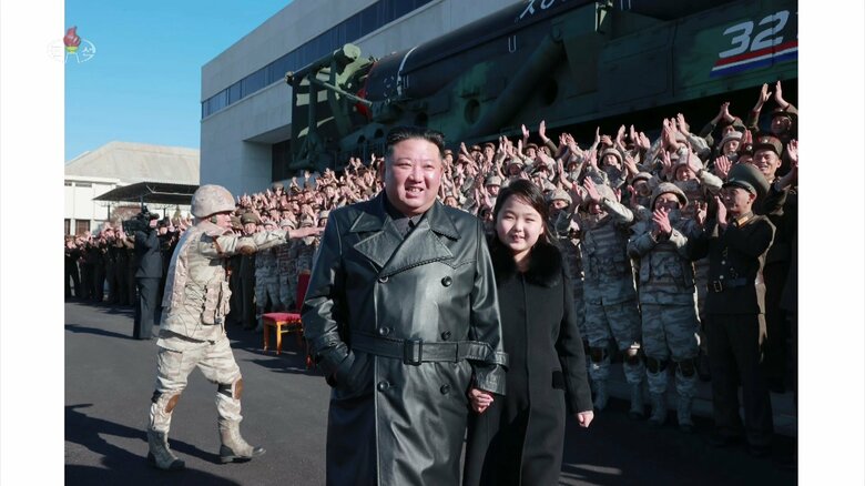 朝鮮中央テレビ（2022年11月27日放送）より