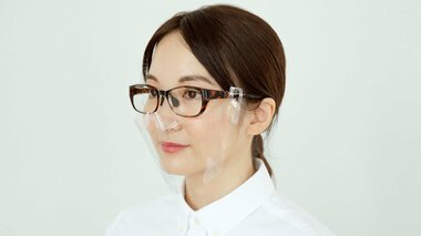 飛沫を防ぎ表情も分かる!メガネに取り付ける透明マスクが登場…Zoffに開発の経緯を聞いた