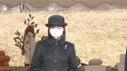 佳子さま、武蔵野陵の墓前で拝礼　崩御から34年…昭和天皇祭の儀