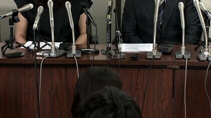 「終わってしまう耐えられない」辺野古沖転覆事故で亡くなった女子生徒の両親が会見　転覆した船の映像が再生