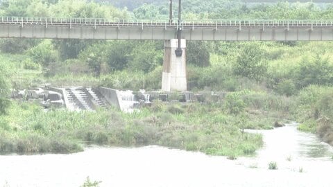 多摩川で中3男子生徒が意識不明の重体　友人5人とため池のような場所で遊び溺れる　水深2メートル付近で発見　東京