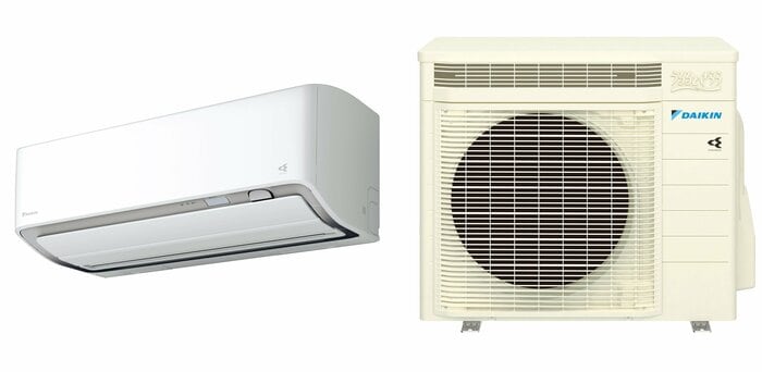 エアコンは室内機(左)、室外機がセットで正しく稼働する(提供:ダイキン工業株式会社)