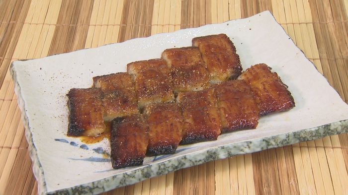 鰻っぽいけど鰻じゃない…タラの蒲鉾『うな蒲ちゃん』がスゴい “とろっとした食感”もリアルに