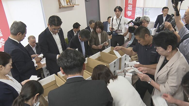 自民党総裁選　高市氏が第２９代総裁に　女性初　大分県内でも党員票で最多となる３９０１票獲得｜FNNプライムオンライン