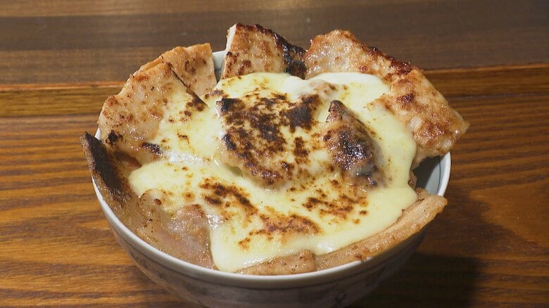 「罪悪感すら旨い」富山の“背徳グルメ”2選　炙りチーズ味噌豚丼と500グラム角煮重　ボリューム満点の看板メニューに迫る｜FNNプライムオンライン