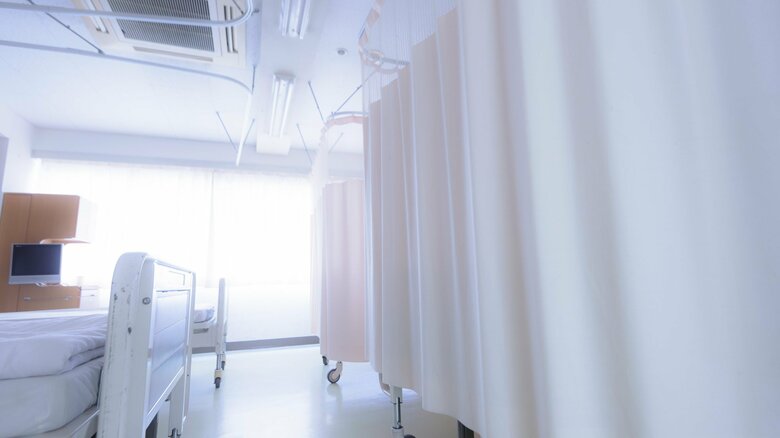 子どもたちはベッドの上で過ごしていた（画像はイメージ）