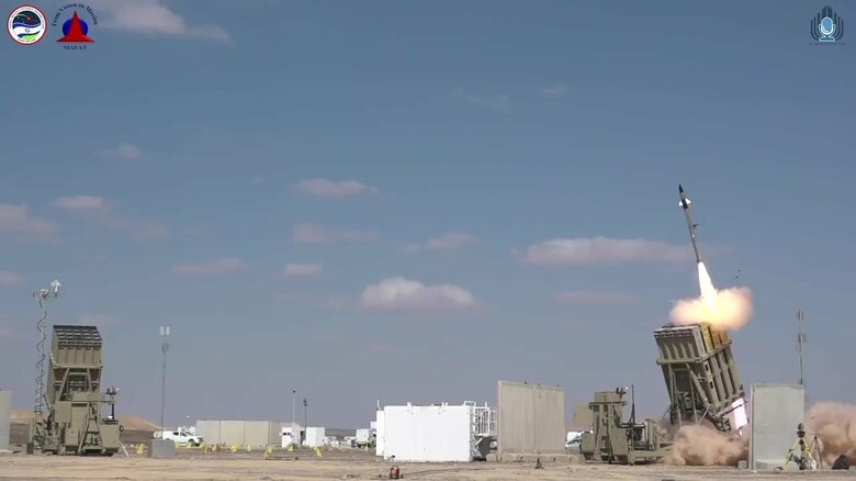 アイアンドーム（イスラエル軍より）