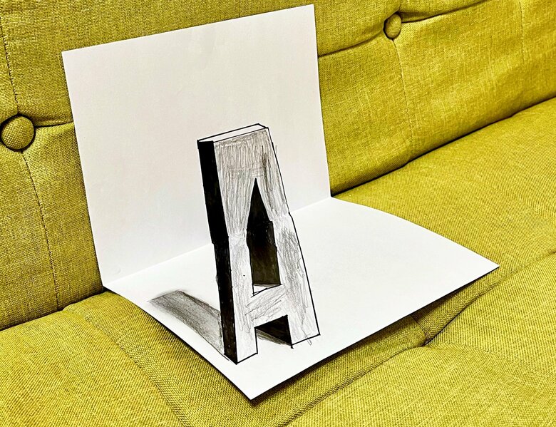 5歳　立っているようなアルファベットＡ（提供：Pekepomさん）