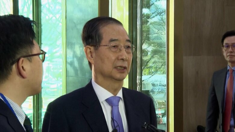 弾劾請求が棄却され職務復帰した韓悳洙首相