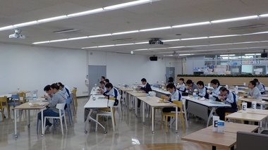 「時差ランチ」や「滞在ルート記録」…在宅勤務が難しい工場 メーカー各社の対策とは