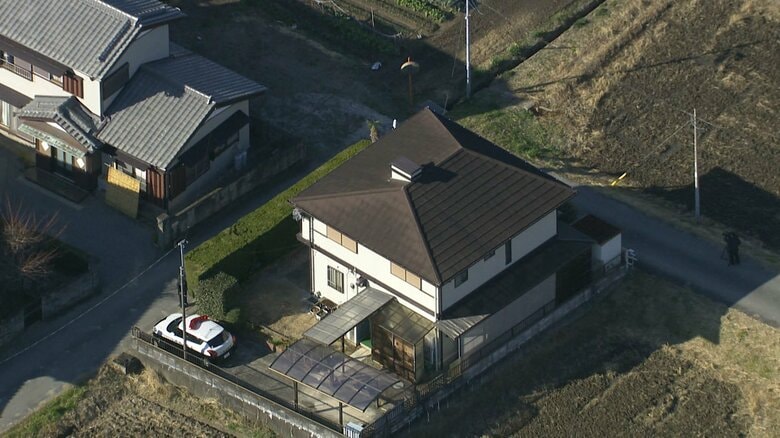 「骨折しながらはってきた」87歳女性宅に押し入り手足縛る強盗事件　被害女性は足をケガ…逃走中の男は黒色のような上着・長ズボン　千葉・鴨川市｜FNNプライムオンライン