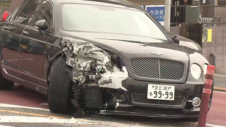 玉突き事故起こした「ベントレー」運転手とみられる男逮捕　住宅の敷地内で発見「借金で追いかけられ隠れていた」｜FNNプライムオンライン
