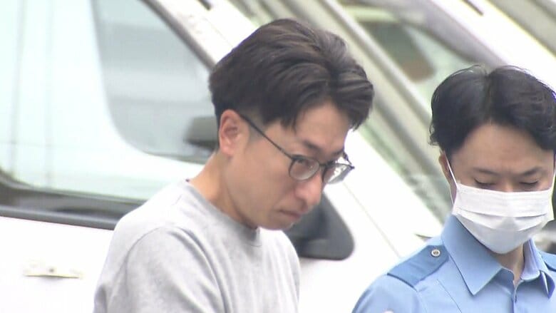 全裸で近づき「ごめんなさい」女子児童に裸で近づいた疑いで会社員の男逮捕「ストレスがたまると裸に」｜FNNプライムオンライン