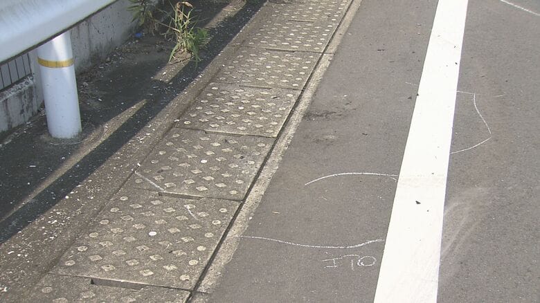 パトカーの追跡を受けていた車　ホテルの外壁やガードレールに衝突しさらに逃走　別の場所で放置された手配車両を発見　運転手の姿なく逃走か　福岡市博多区｜FNNプライムオンライン