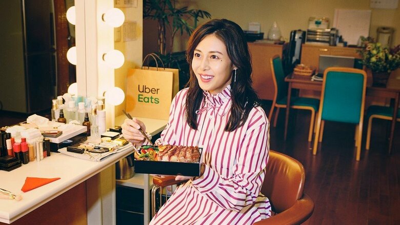 焼肉弁当を手に…