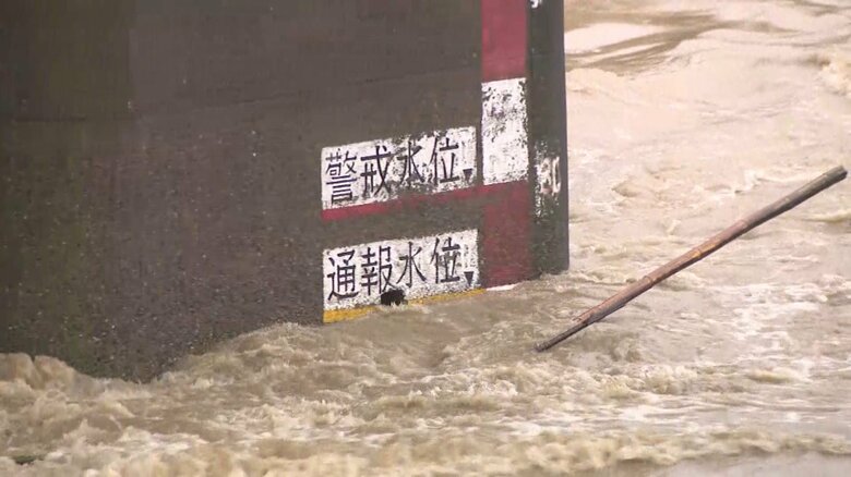 2024年8月23日午前6時頃撮影　静岡・掛川市　増水した逆川(さかがわ)