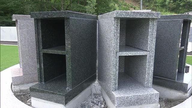 様々なタイプの墓を用意