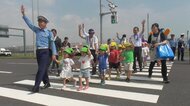 「自分の安全を守るため」保育園児が正しい交通ルール学ぶ…羽田空港近くの横断歩道　警視庁