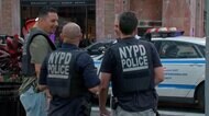 NYマンハッタンのオフィスビルでライフル発砲…3人銃撃うち警察官1人死亡　容疑者はラスベガス出身の27歳男　日本人の被害確認されず