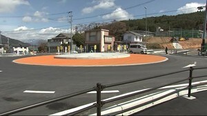 春の交通安全運動スタート 児童が環状交差点渡り方学ぶ【岩手・大船渡市】
