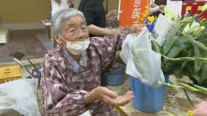 90歳の店主も半年ぶりに出店…地震と大規模火災に見舞われた“輪島朝市”が地元の商業施設で営業を再開