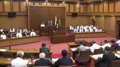 9月定例県議会閉会　昨年度の一般会計決算などを認定