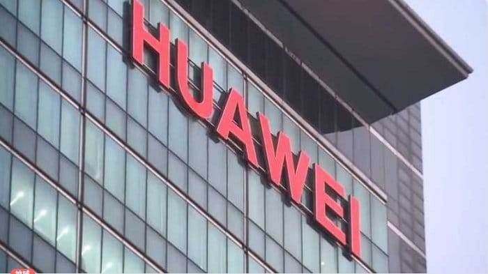 ファーウェイ従業員にビザ発給制限へ 米国