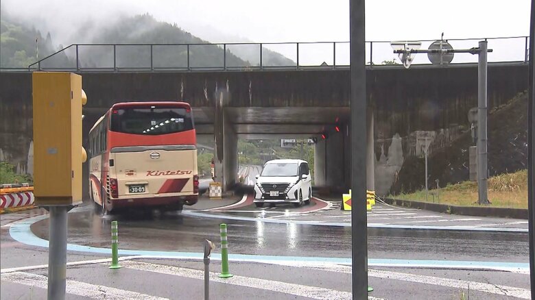 14人が死傷した東北道の事故受け…“逆走”の恐れがある高速道路のICで緊急点検 警察とNEXCOが看板などを確認｜FNNプライムオンライン