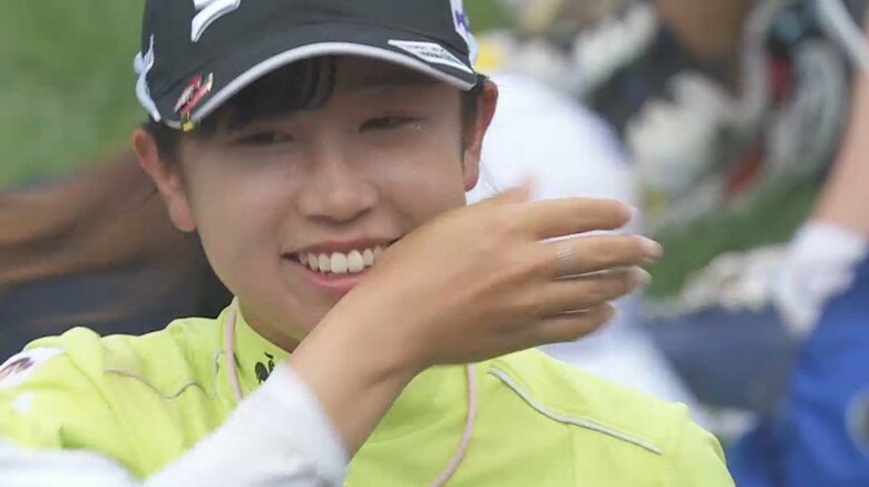 ツアー初優勝を飾った菅沼菜々選手