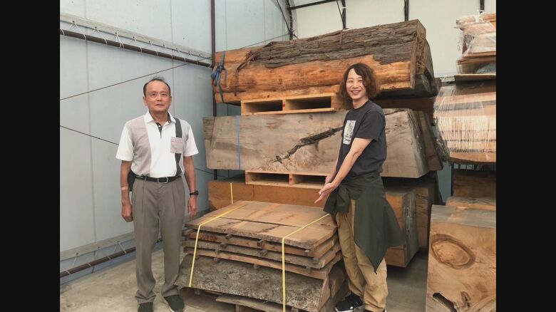 倒木したケヤキの一部を譲り受けた里地帰さん