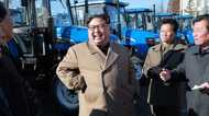 金正恩委員長のトラクター工場視察には軍事的強化の意味合いも
