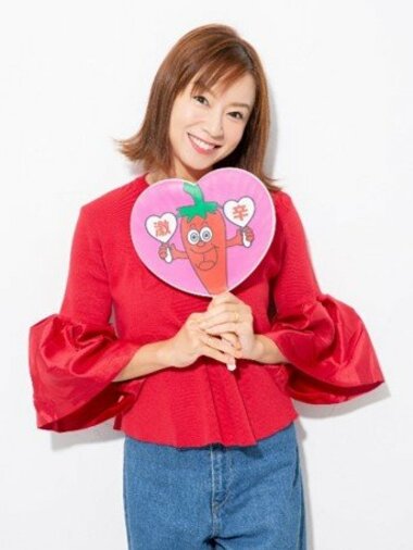 激辛料理で連想する芸能人、1位は鈴木亜美さん 激辛料理に関する調査レポート