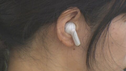 梅雨に「耳カビ」急増中　イヤホン長時間使用が引き金に…「水虫と一緒でものすごくかゆい」　放置すると難聴のおそれも