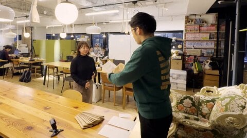 “昭和式”で会社と社員の成長へ　給料手渡しや食事会・旅行も