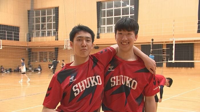 ミドルブロッカーコンビ・三浦舜太選手と成田涼太選手