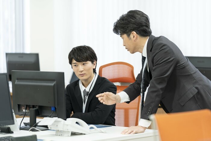 まわりくどい表現だとポイントをつかみづらい…(イメージ)