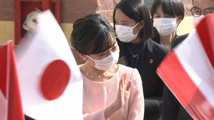 高齢者施設でご交流 11月3日(現地時間)
