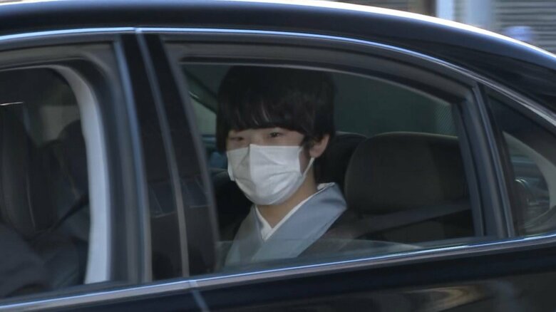 水色の和風姿の悠仁さま（2022年1月1日）