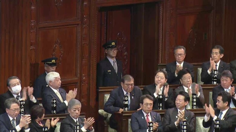 首相に選出された石破氏