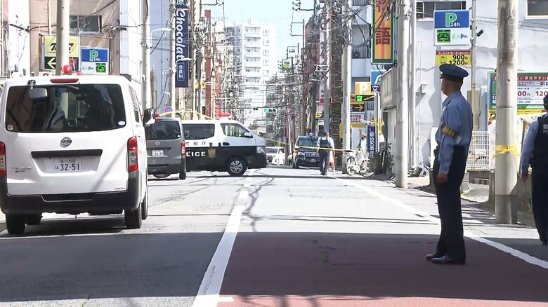 今井容疑者が、店を予約したのが午前10時。その後、「女性従業員が刺された」という110番通報がはいったのは11時20分頃だったそうな。