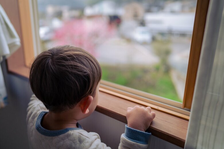 子供はストレスや不安を訴えにくい（画像はイメージ）