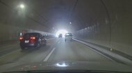 恐怖とパニックで「頭が真っ白」…トンネル内で真正面から逆走車…