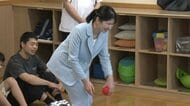 愛子さまがリハビリに取り組む中高生と「ボッチャ」で交流　「ボールを作って練習して来ました」　医療福祉センター訪問
